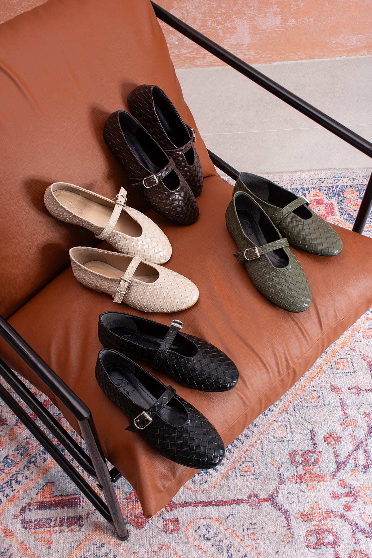 Babs Kadın Tokalı Mary Jane Model Günlük Rahat Düz Taban Şık ve Konforlu Kadın Babet