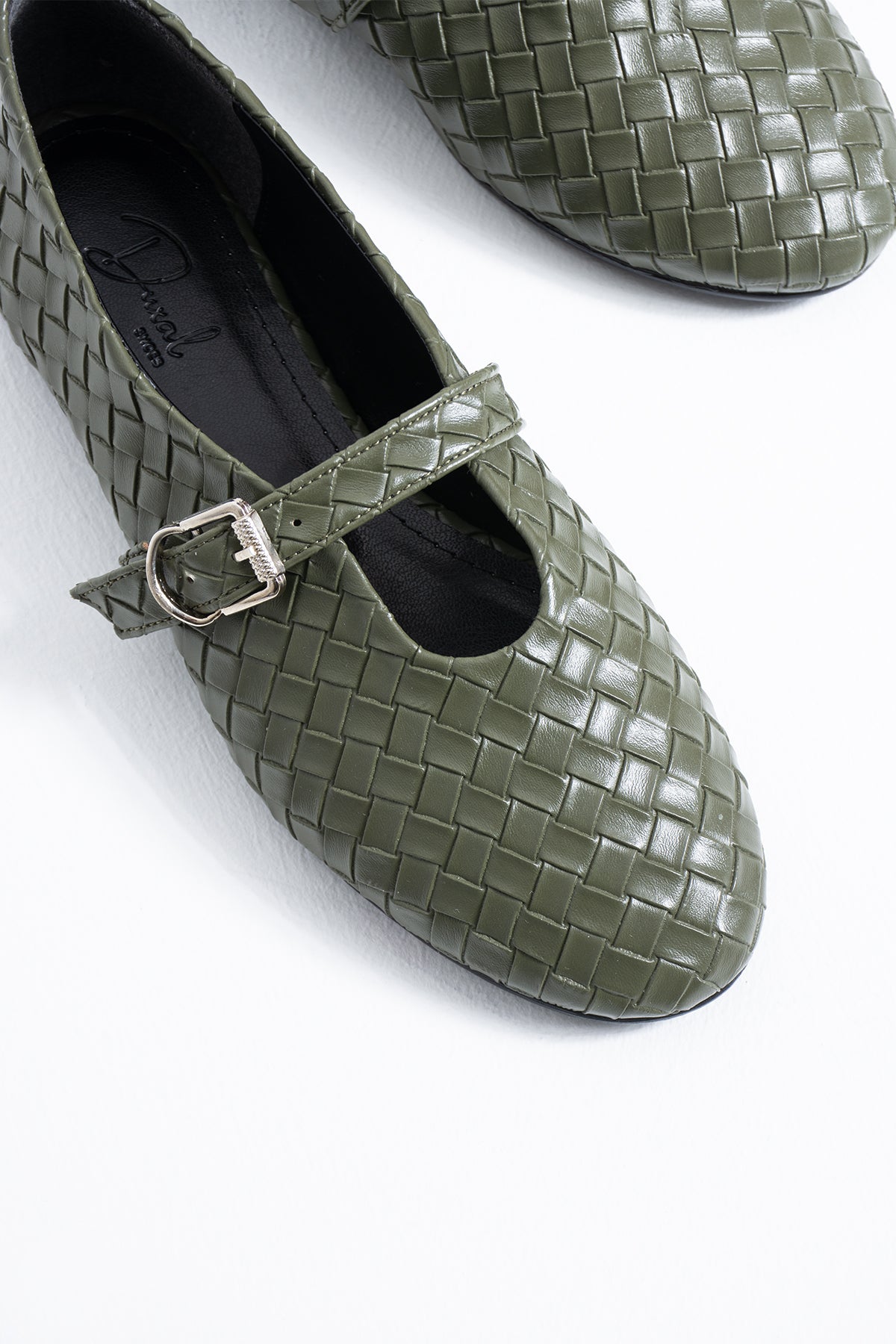 Babs Kadın Tokalı Mary Jane Model Günlük Rahat Düz Taban Şık ve Konforlu Kadın Babet