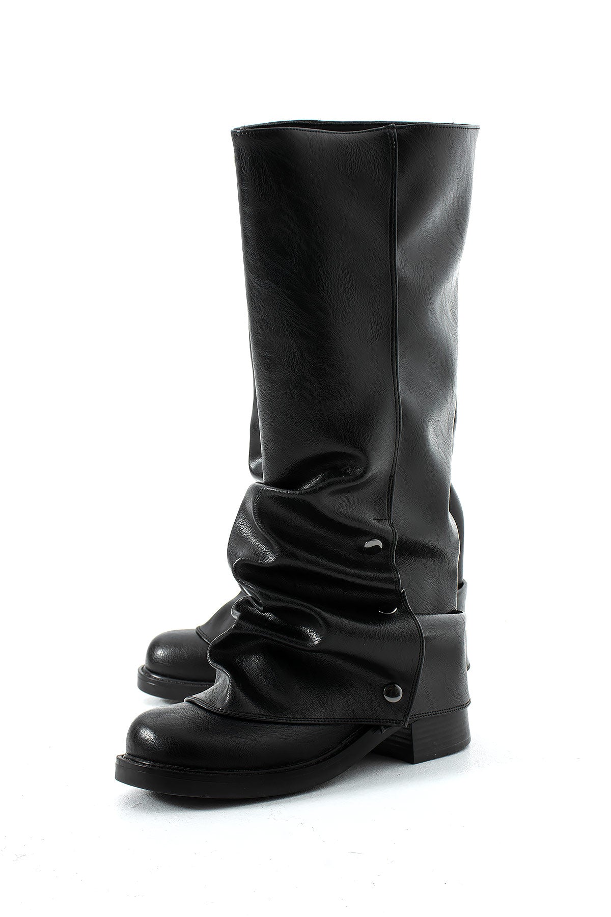 Tokalı düz pantolon çizmesi