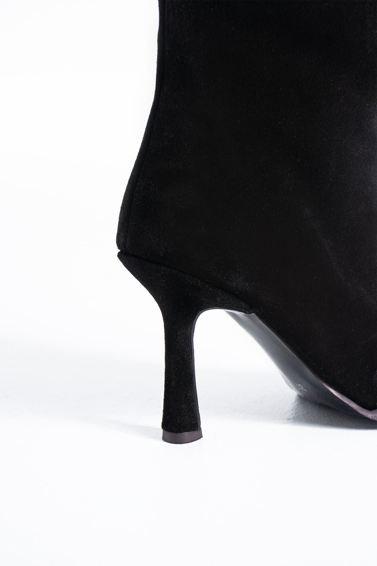 Grace Kadın Hakiki Deri Şık Topuklu Çizme