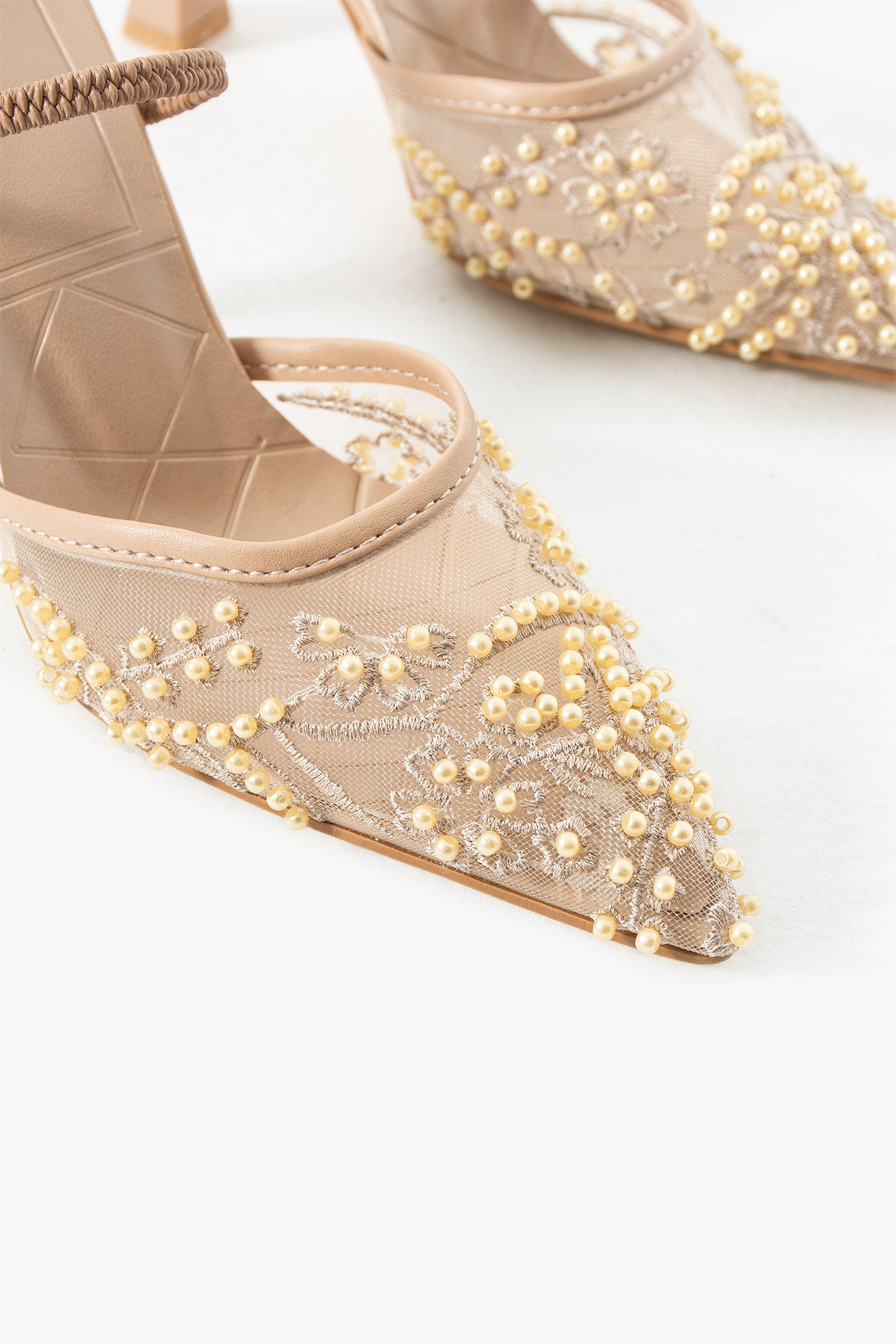 Doris İnci İşlemeli Dantel Şeffaf Sivri Burun Topuklu Ayakkabı