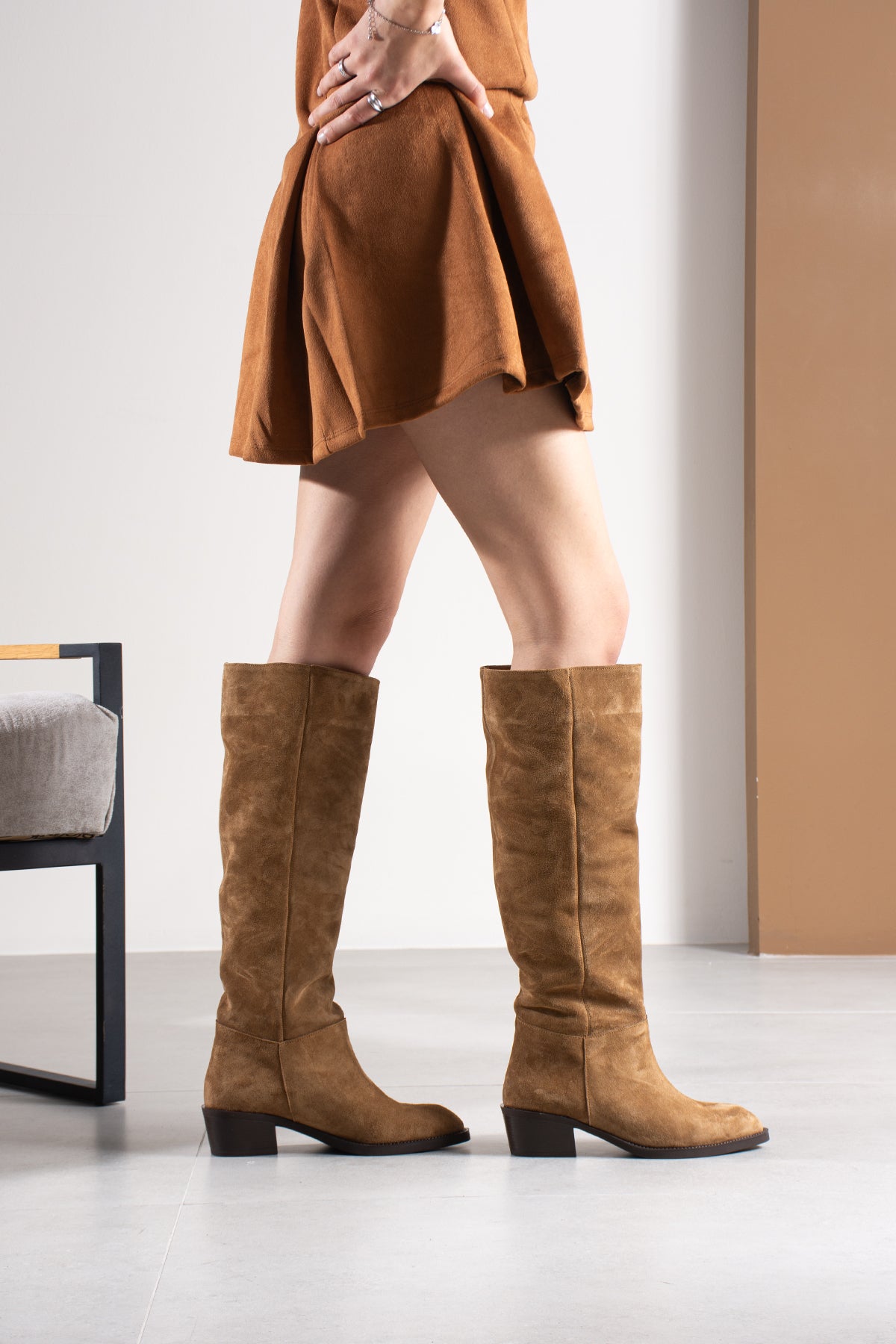 Lauretta Hakiki Deri Süet Kadın Şık Diz Altı Çizme
