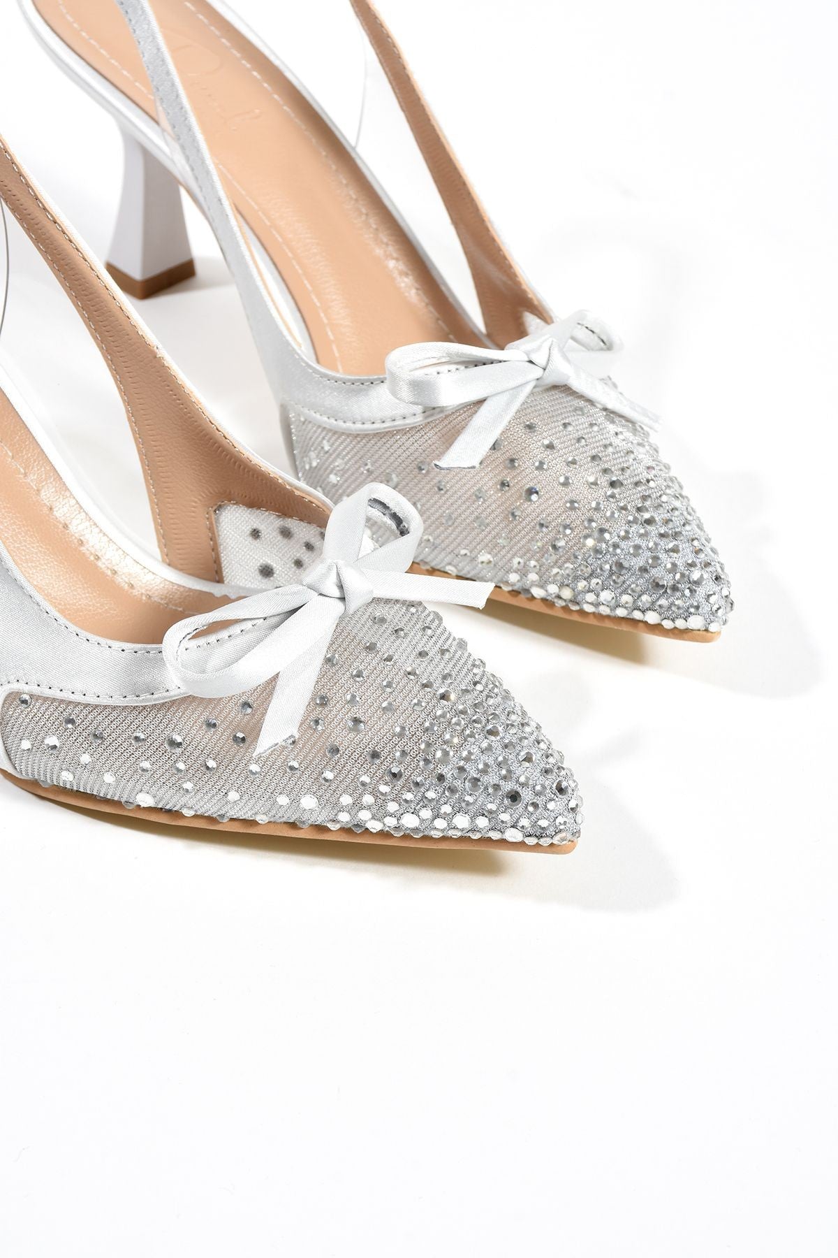 Olivia Kadın Stiletto Taşlı Sivri Burun Fiyonk Detay Arkası Açık Abiye Klasik Topuklu Ayakkabı