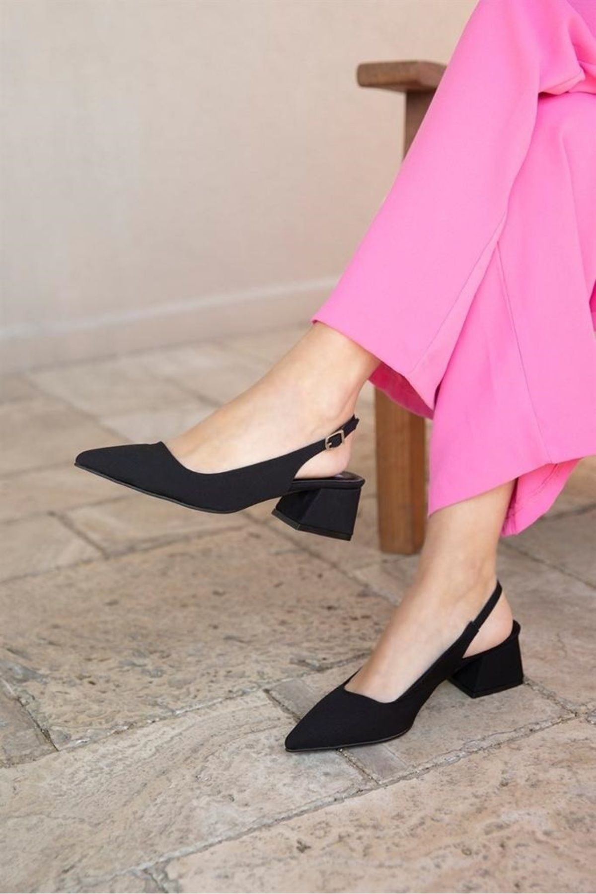 Della Siyah Saten Topuklu Ayakkabı