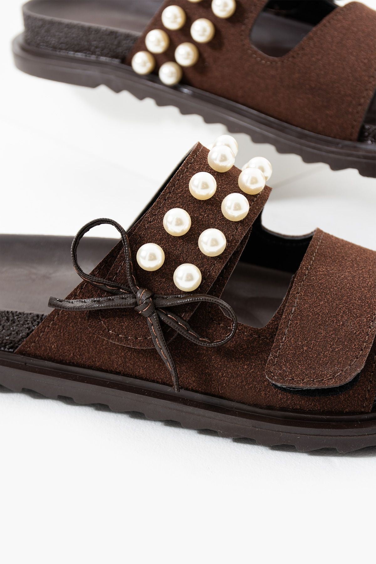 Leonora İnci Detaylı Kadın Terlik