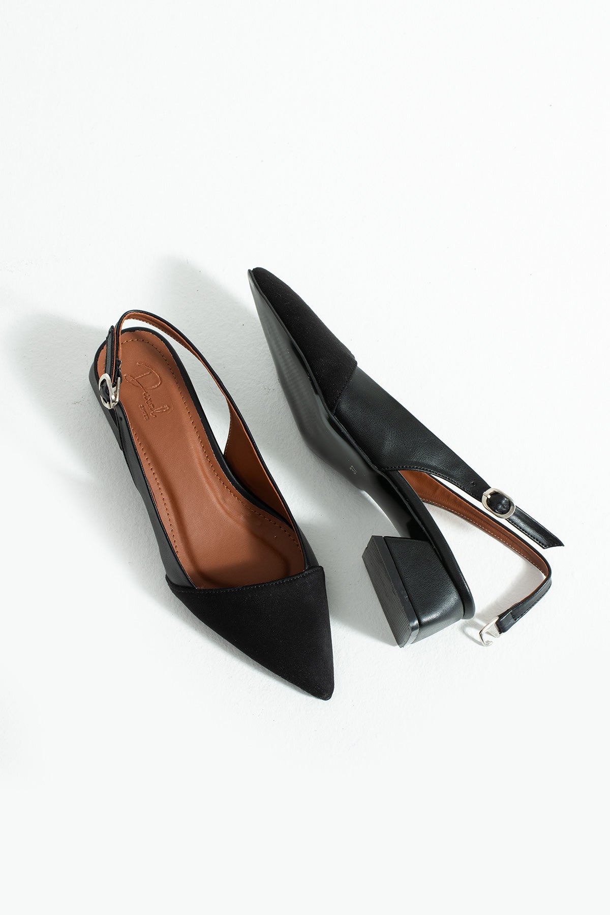 Klasik Topuklu Ayakkabı