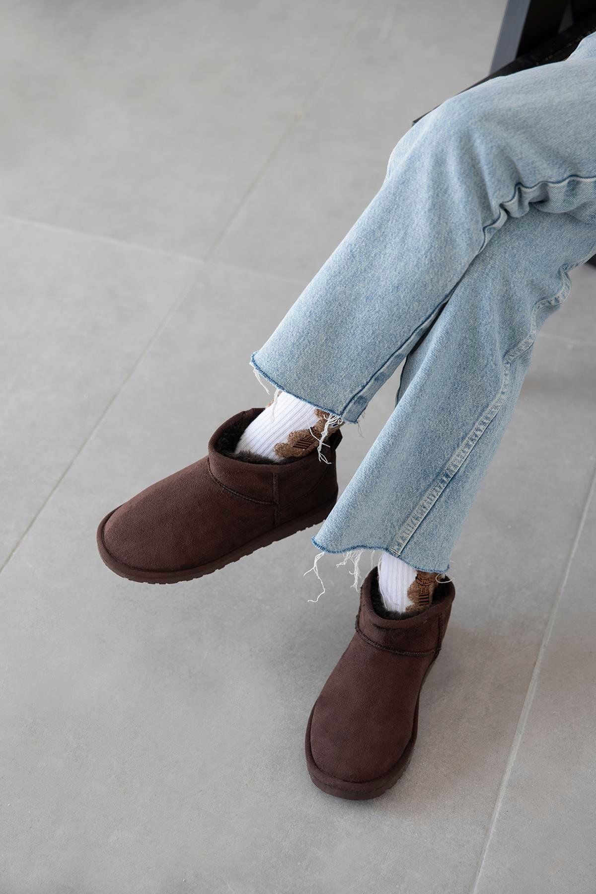 Mini Gri Süet Yarım Bot içi Tüylü Düz Taban Kadın Ayakkabı