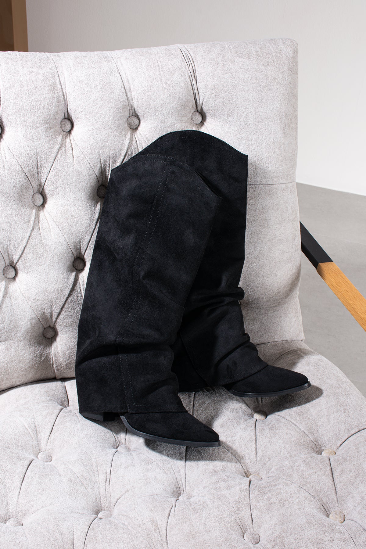 Lisa Kadın Süet Körüklü Kovboy Çizme