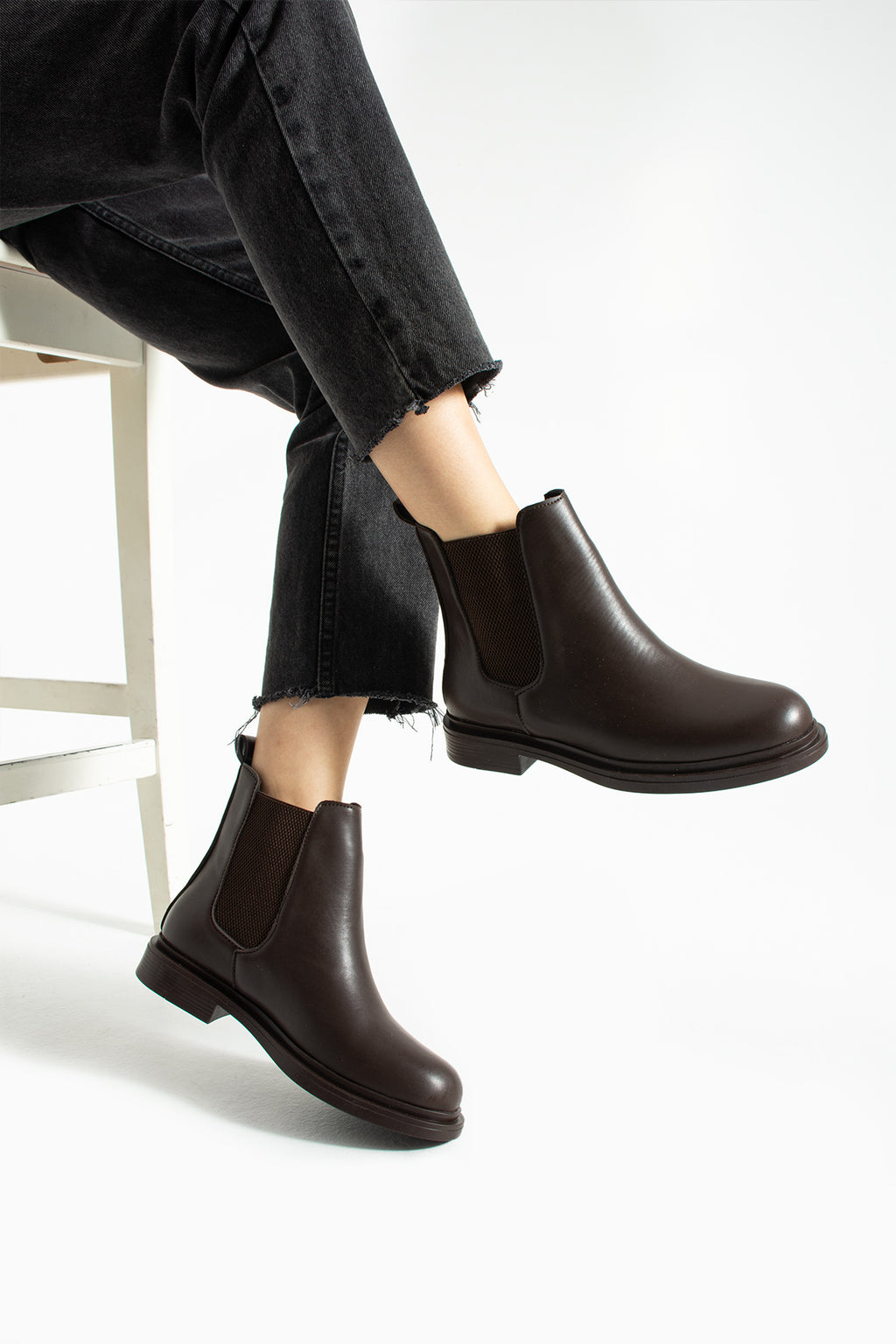 Kadın Siyah Düz Topuklu Chelsea Bot