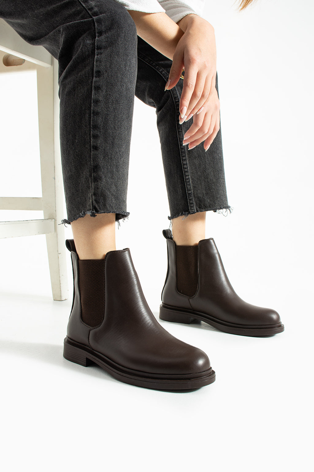 Kadın Siyah Düz Topuklu Chelsea Bot