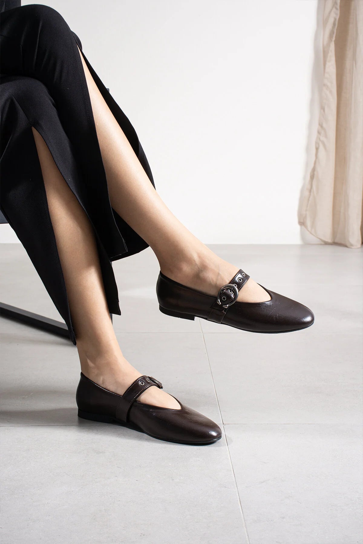 Esta Kahverengi Toka Detaylı Mary Jane Kadın Babet