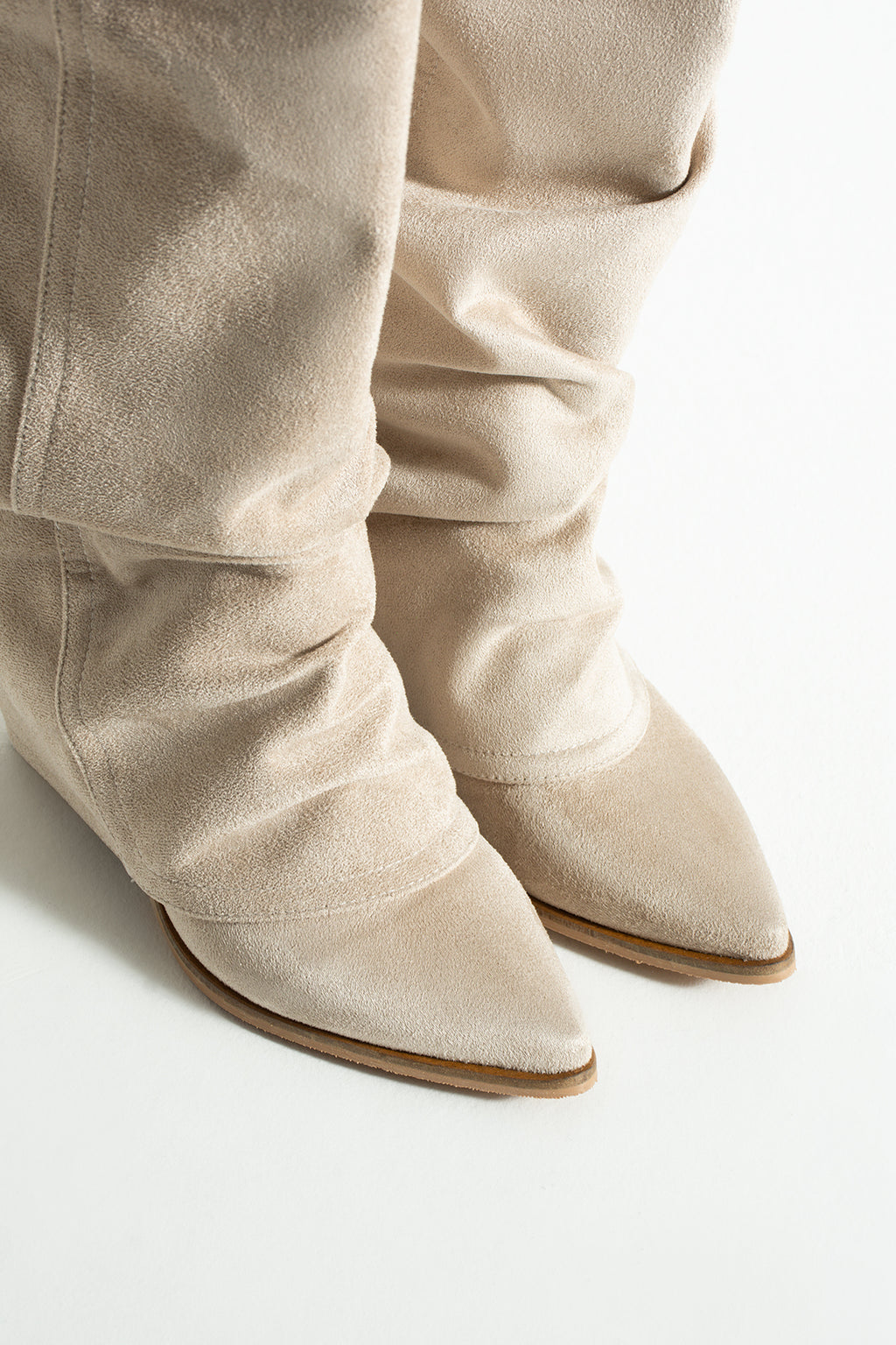 Lisa Kadın Süet Körüklü Kovboy Çizme