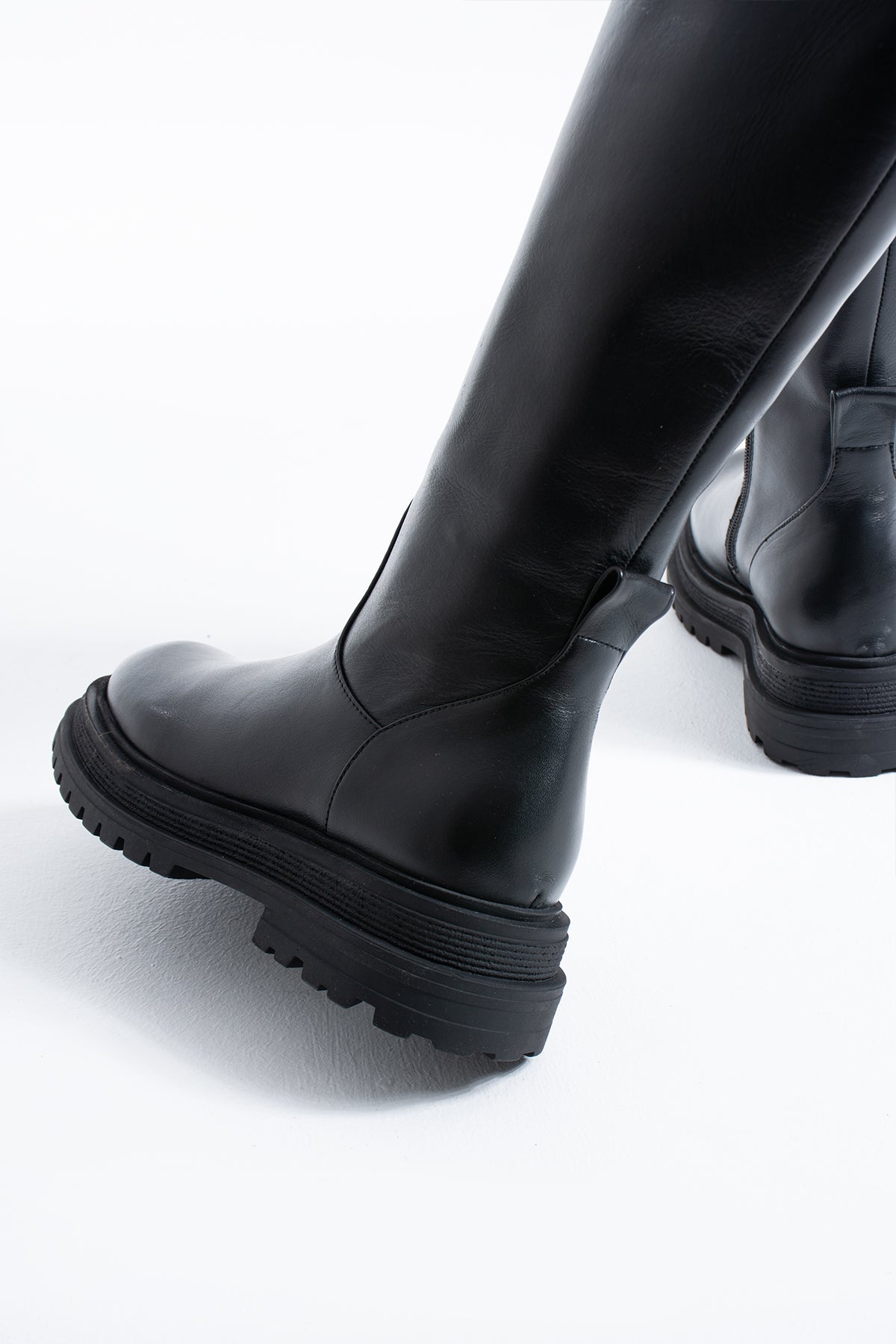 Uliana Hakiki Deri Siyah Kadın Düz Taban Diz Altı Çizme