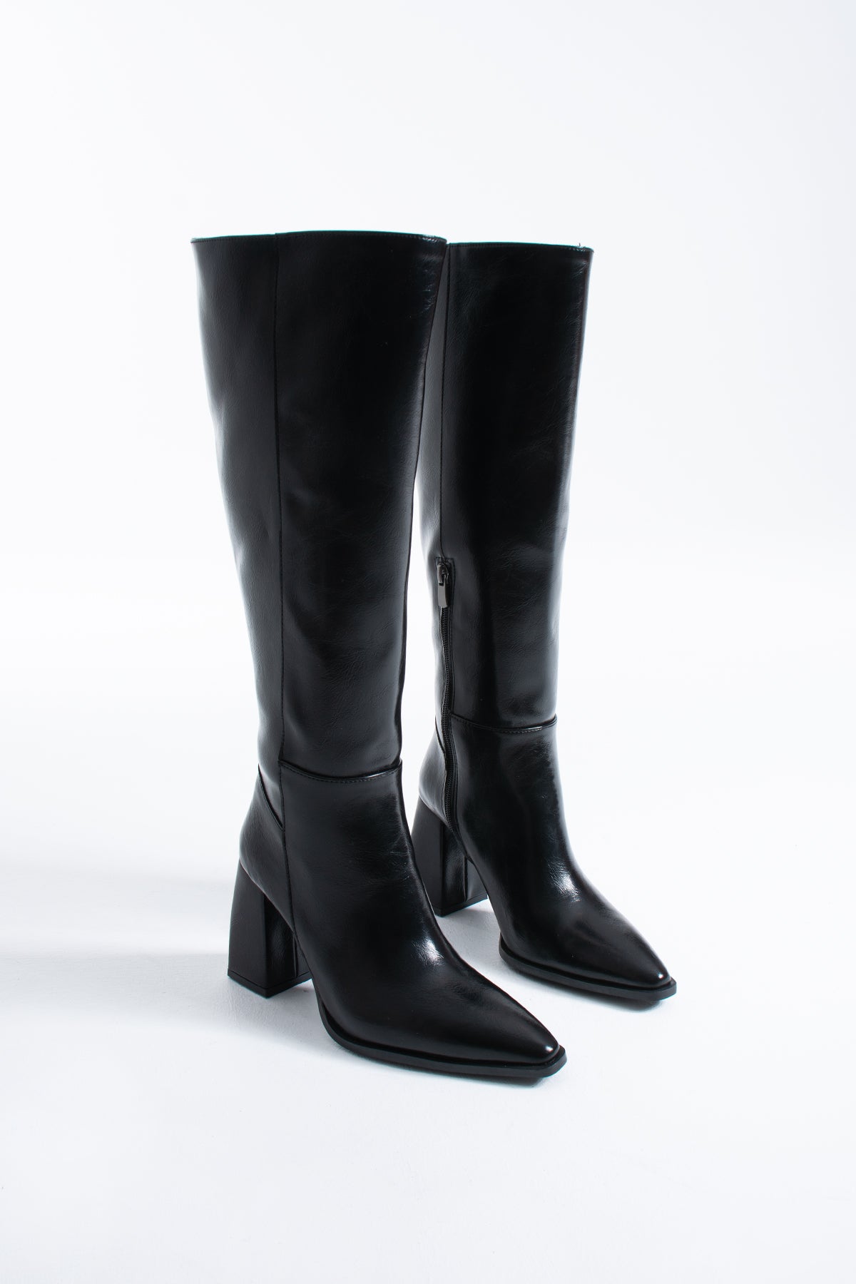 Gwen Kadın Diz Altı Kalın Topuklu Fermuarlı Çizme