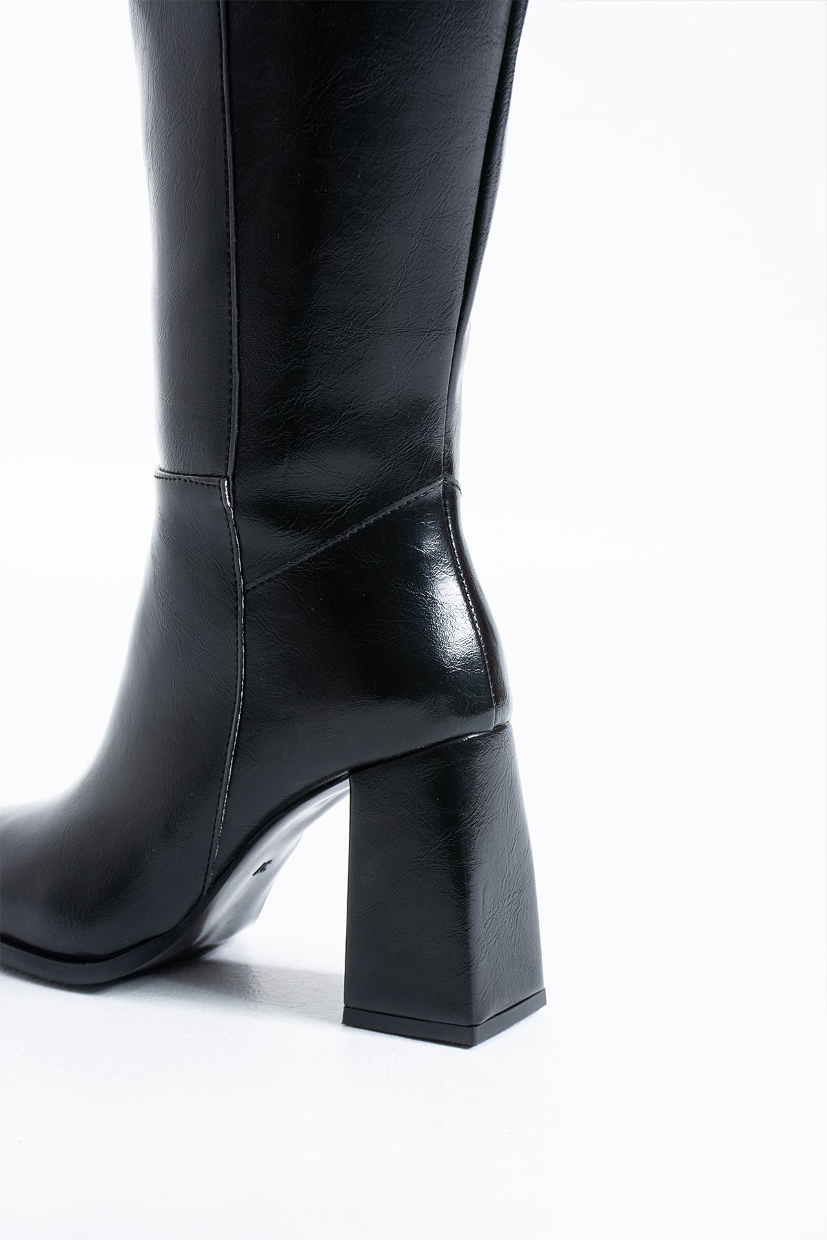 Gwen Kadın Diz Altı Kalın Topuklu Fermuarlı Çizme