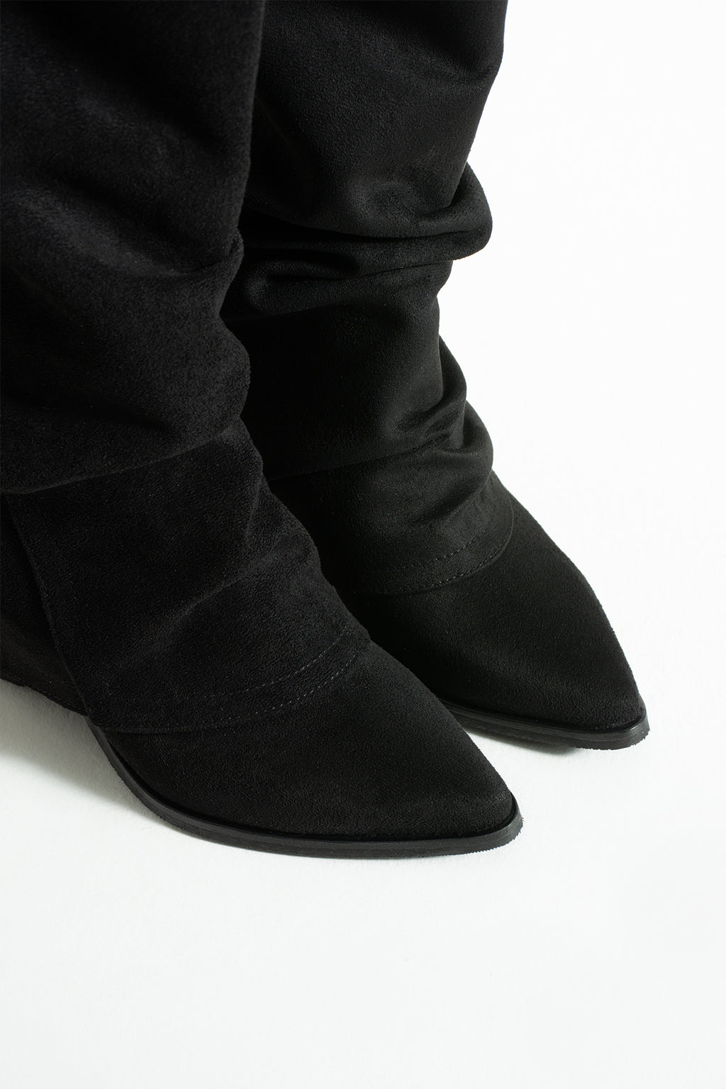 Lisa Kadın Süet Körüklü Kovboy Çizme