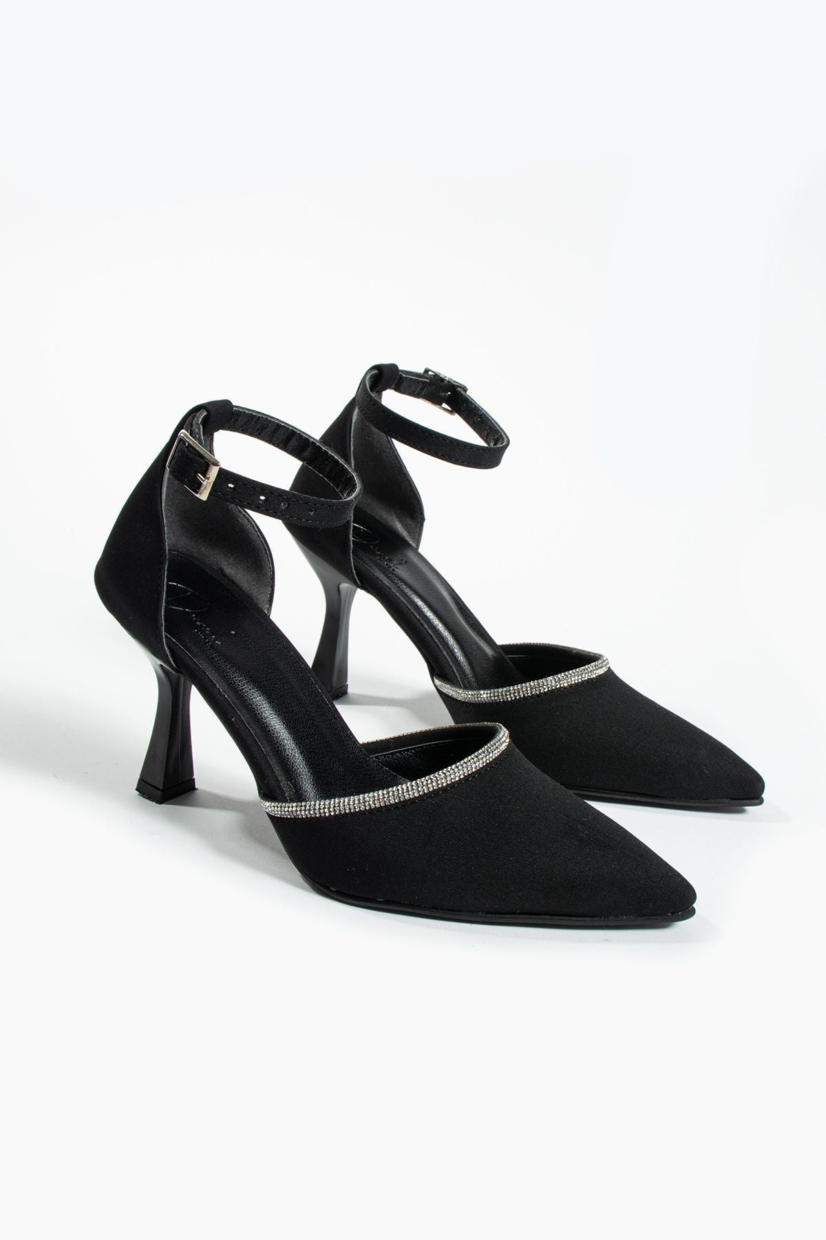 Noha Siyah taşli detay topuklu ayakkabı