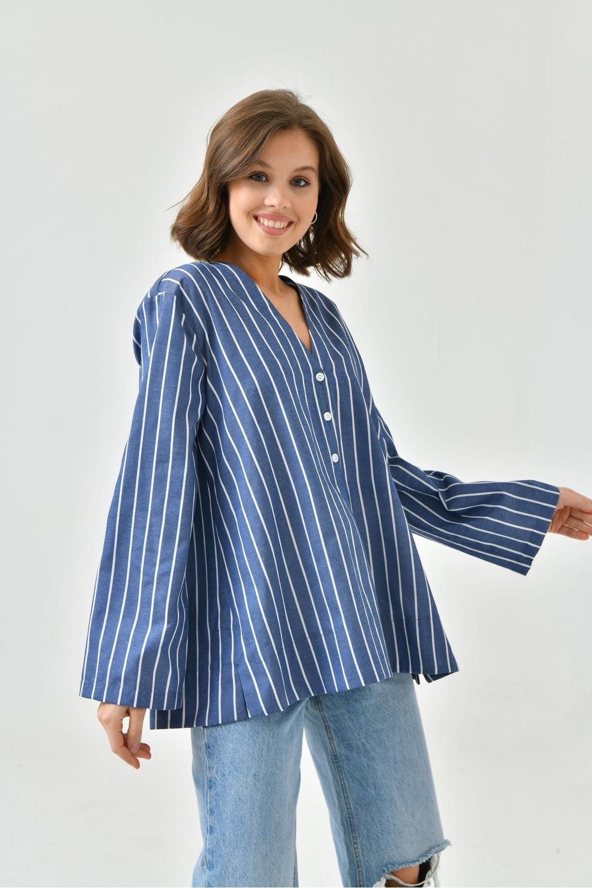 Boris Yırtmaçlı Çizgili Detay Poplin Bluz