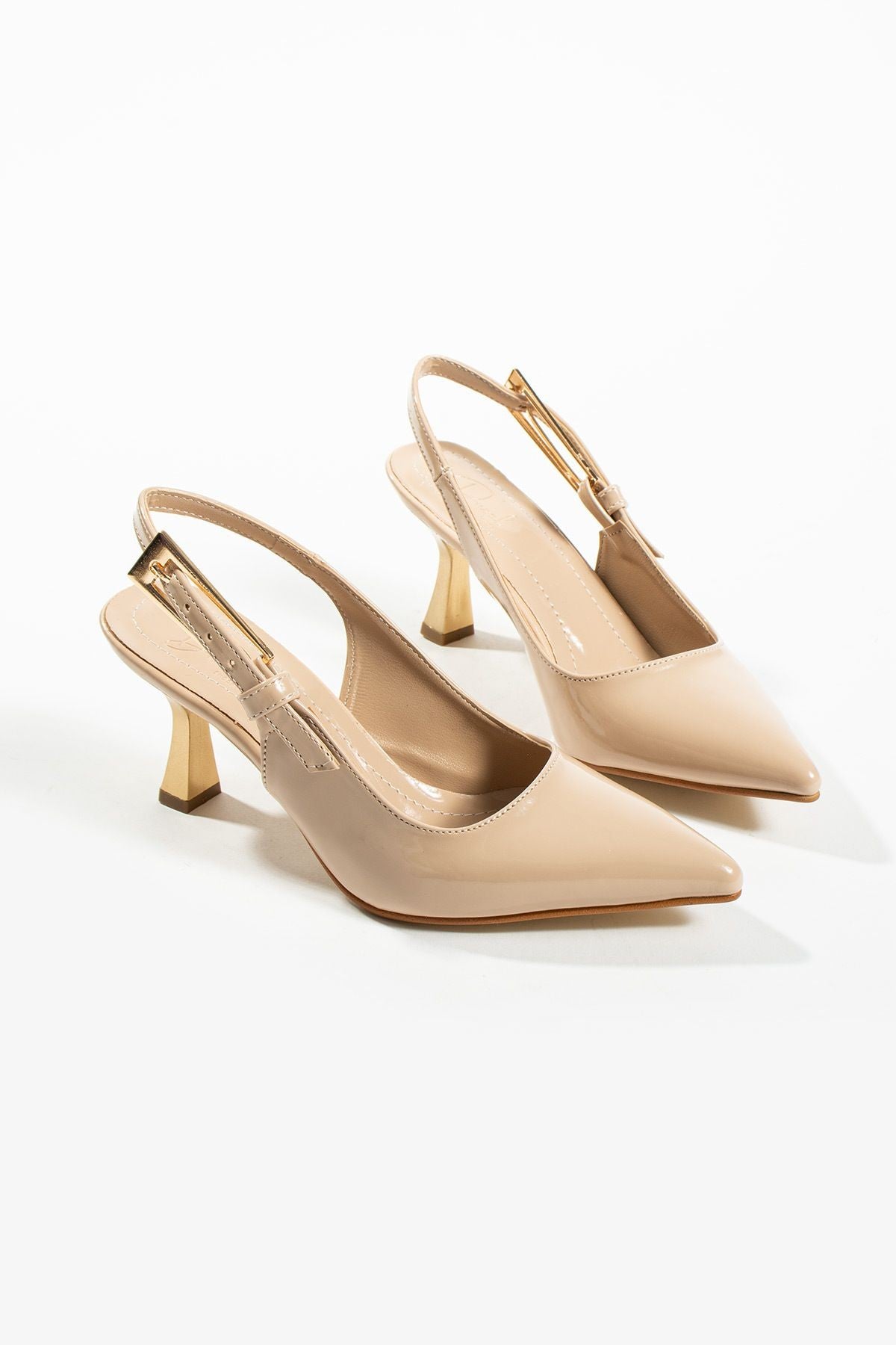 April Kadın Tokalı Detay Topuklu Ayakkabı