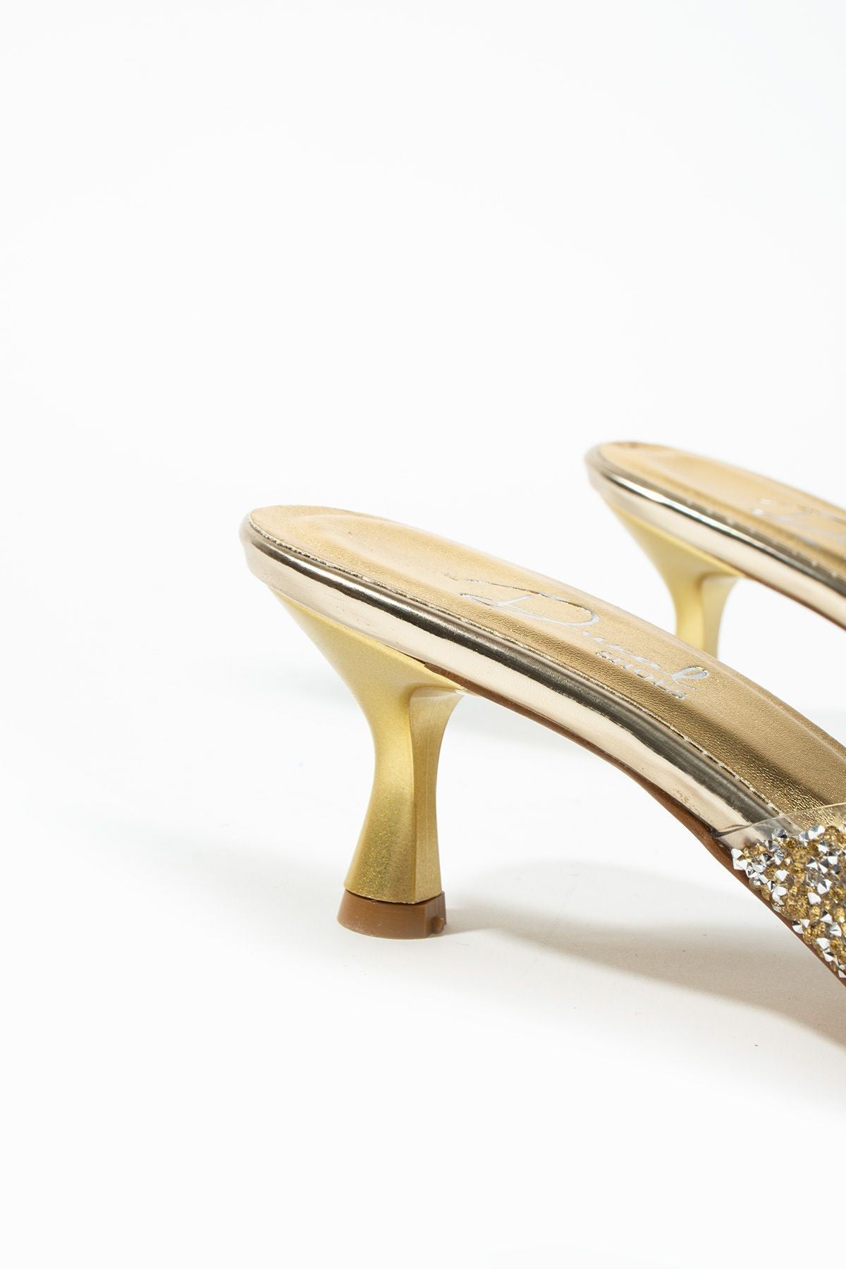 Valencia İnci Detay Topuklu Terlik