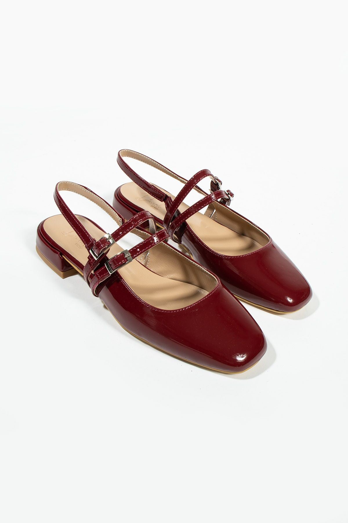 Care Kadın Küt Burun Çift kemer Detay Kısa Topuklu- Babet