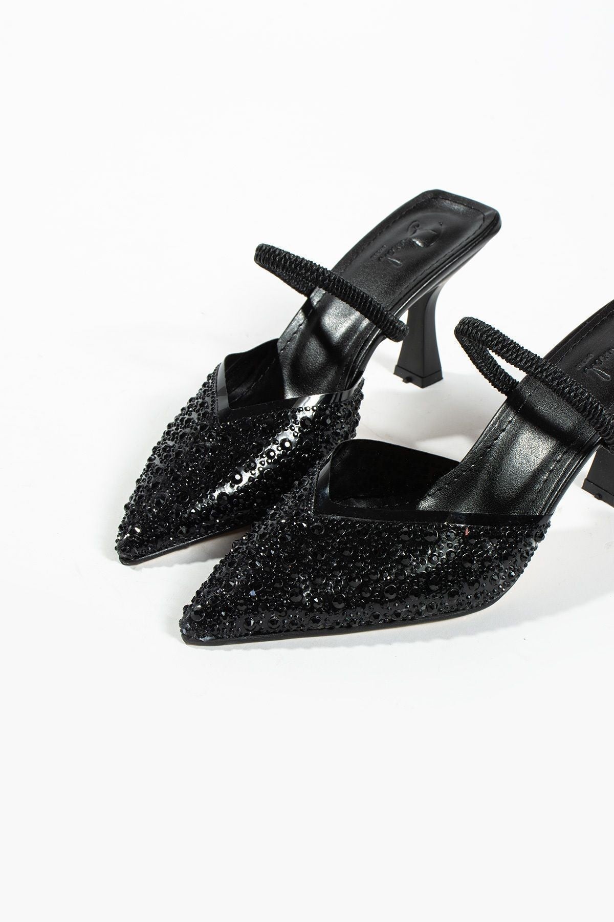 Gale İnci Detay Arkası Açık Topuklu Ayakkabı