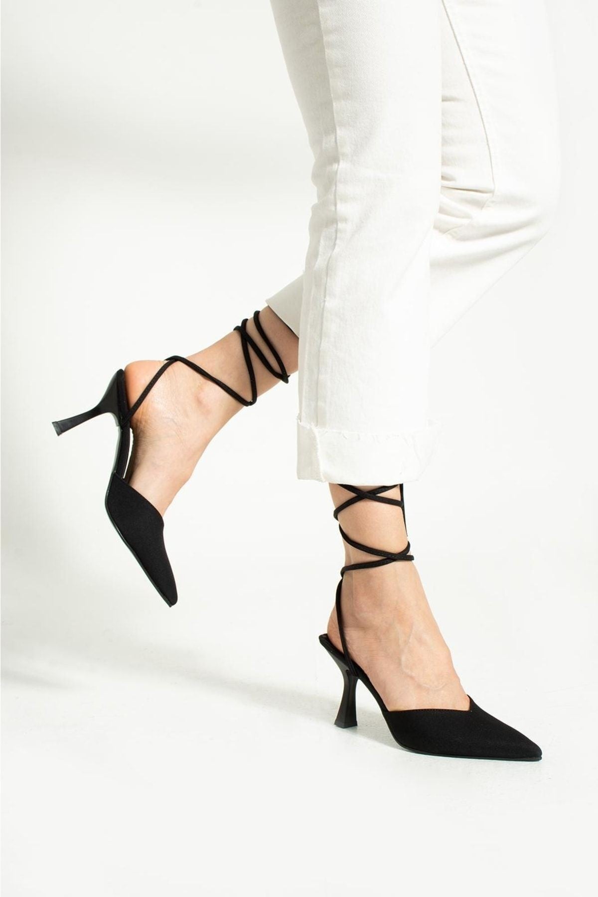 Fuşya Ipli Bilekten Bağlamalı Saten Kadın Topuklu Ayakkabı