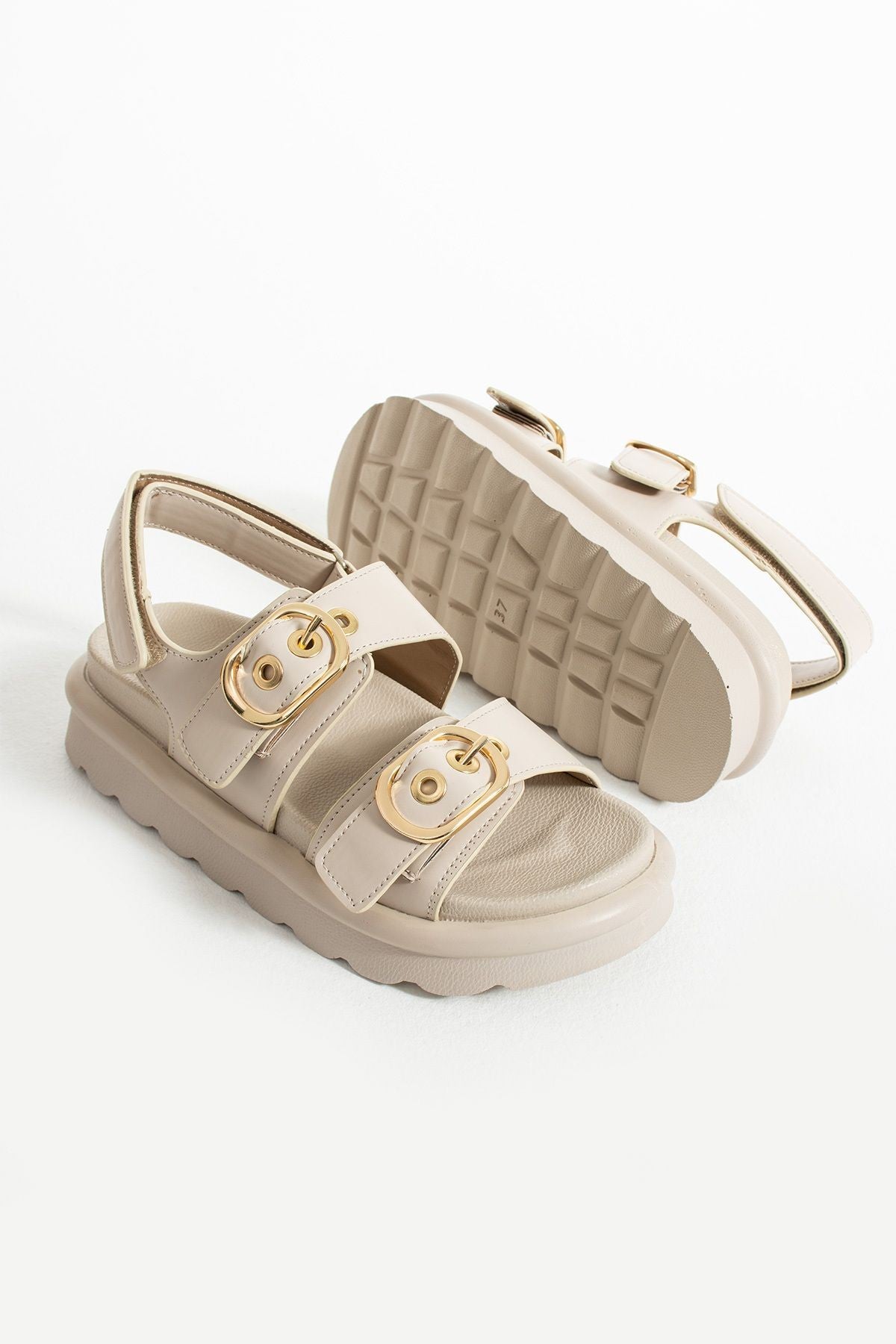 Camelia Çift Toka Detaylı Kadın Sandalet