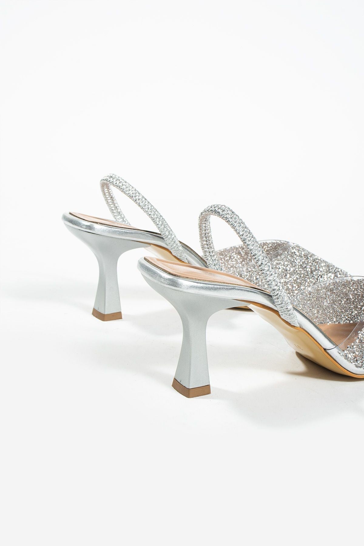 London Cam Kırıntıları Detay Arkası Açık Topuklu Ayakkabı