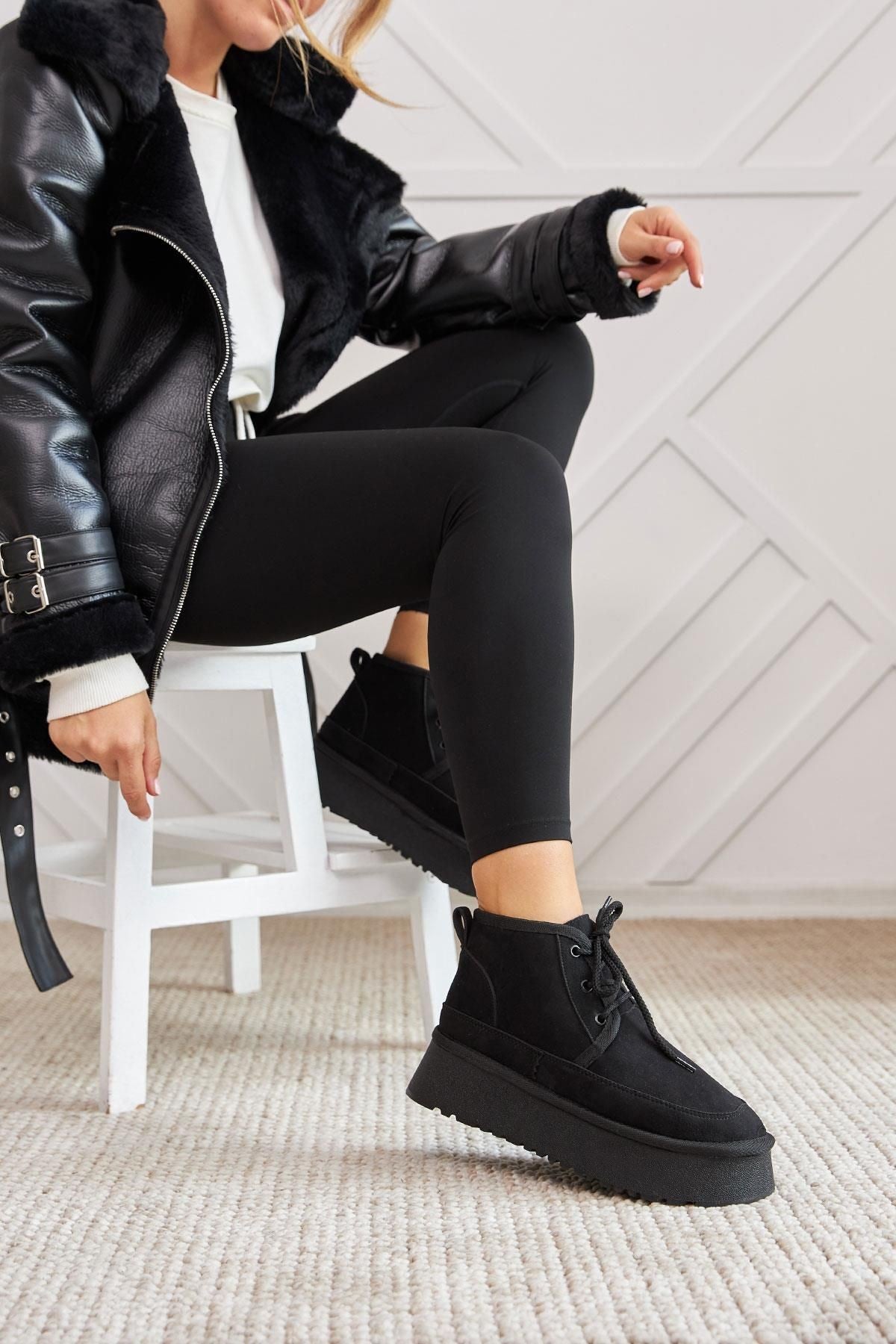 Jennifer Kalın Tabanlı İçi Yünlü Bağcıklı Bot