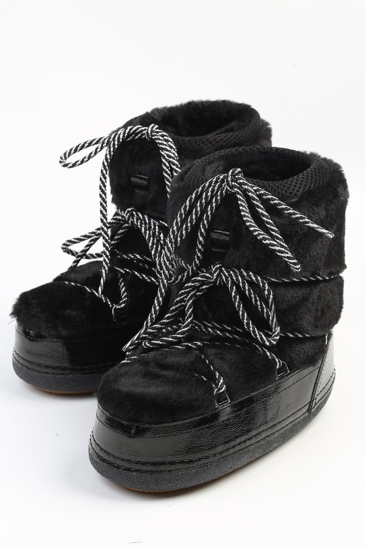 Darla Kalın Tabanlı Kürklü Kadın Kar Botu