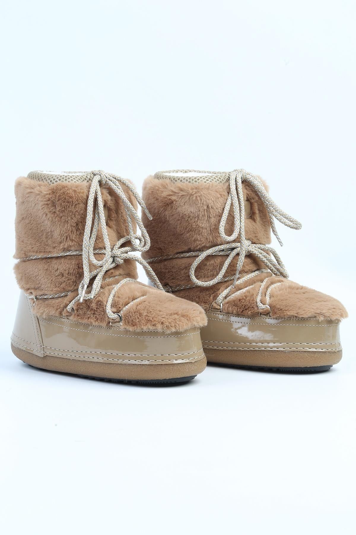 Darla Kalın Tabanlı Kürklü Kadın Kar Botu