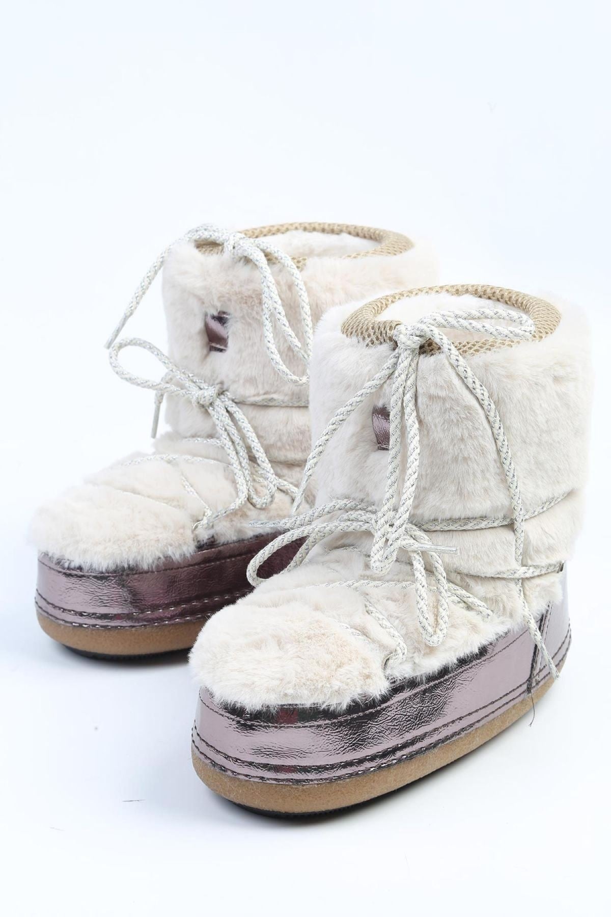 Darla Kalın Tabanlı Kürklü Kadın Kar Botu