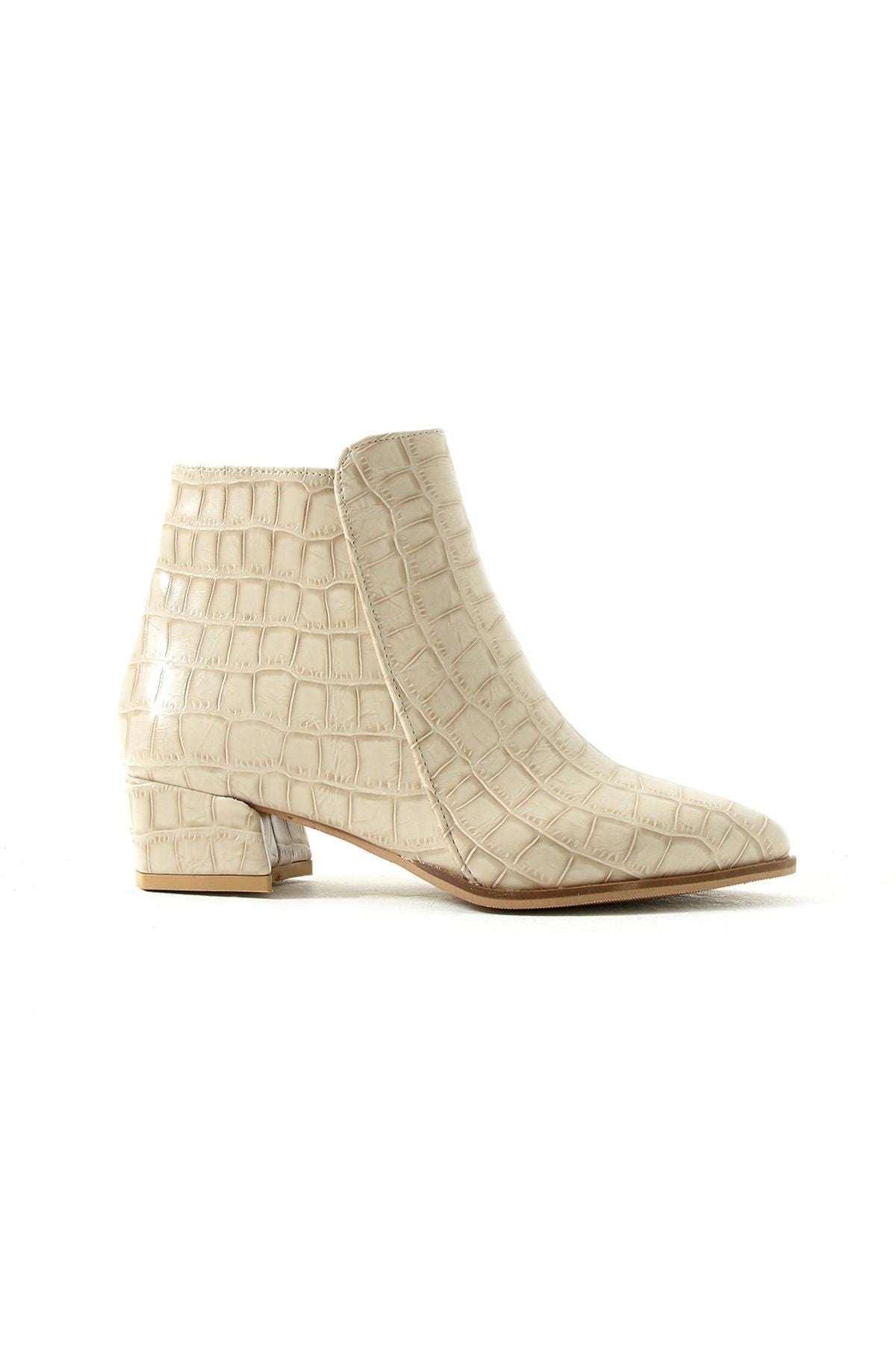 Laura Sivri Burun Desen Detaylı Topuklu Bot