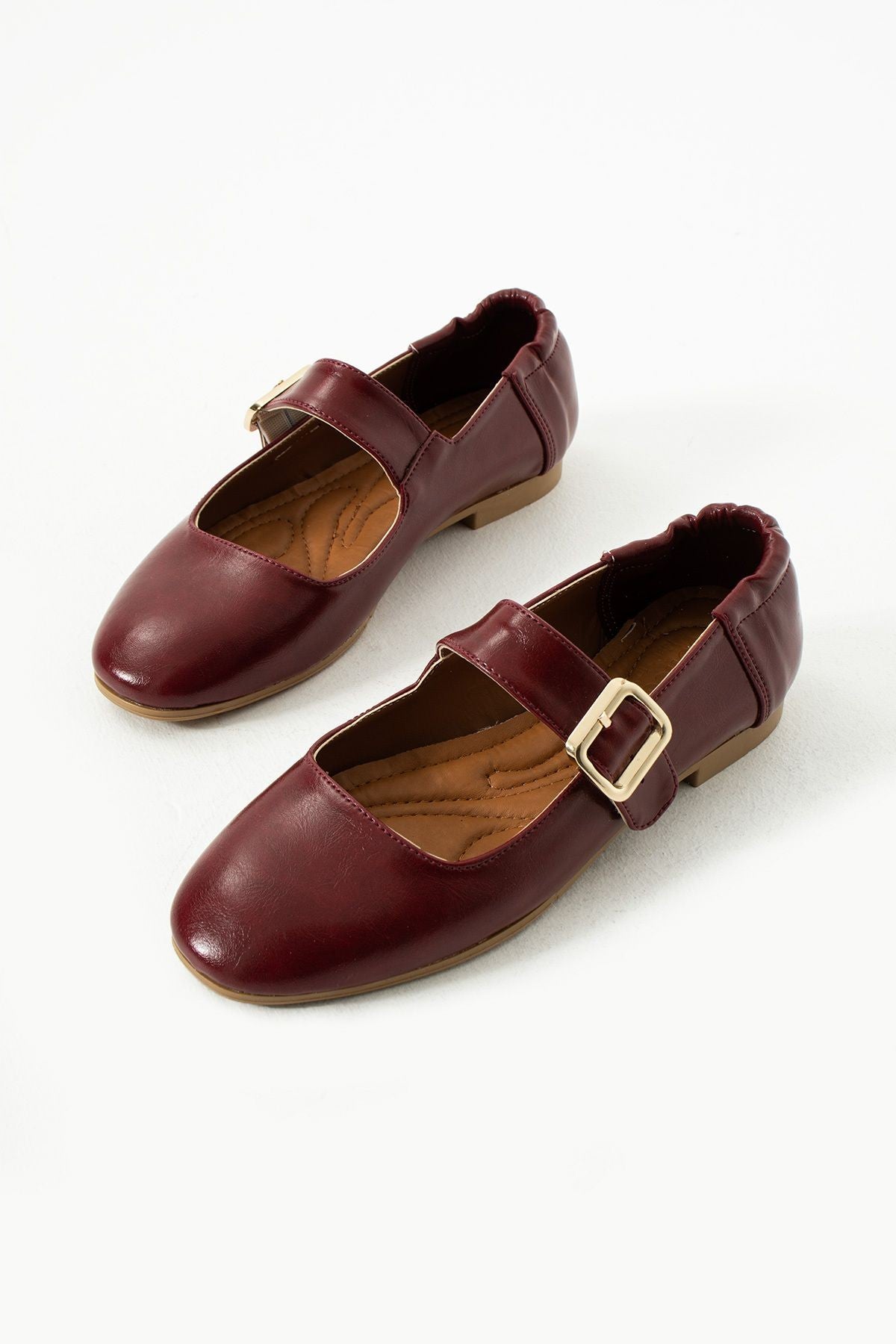 Aleyna Kadın Yumuşak Babet Toka Detaylı Günlük Ayakkabı