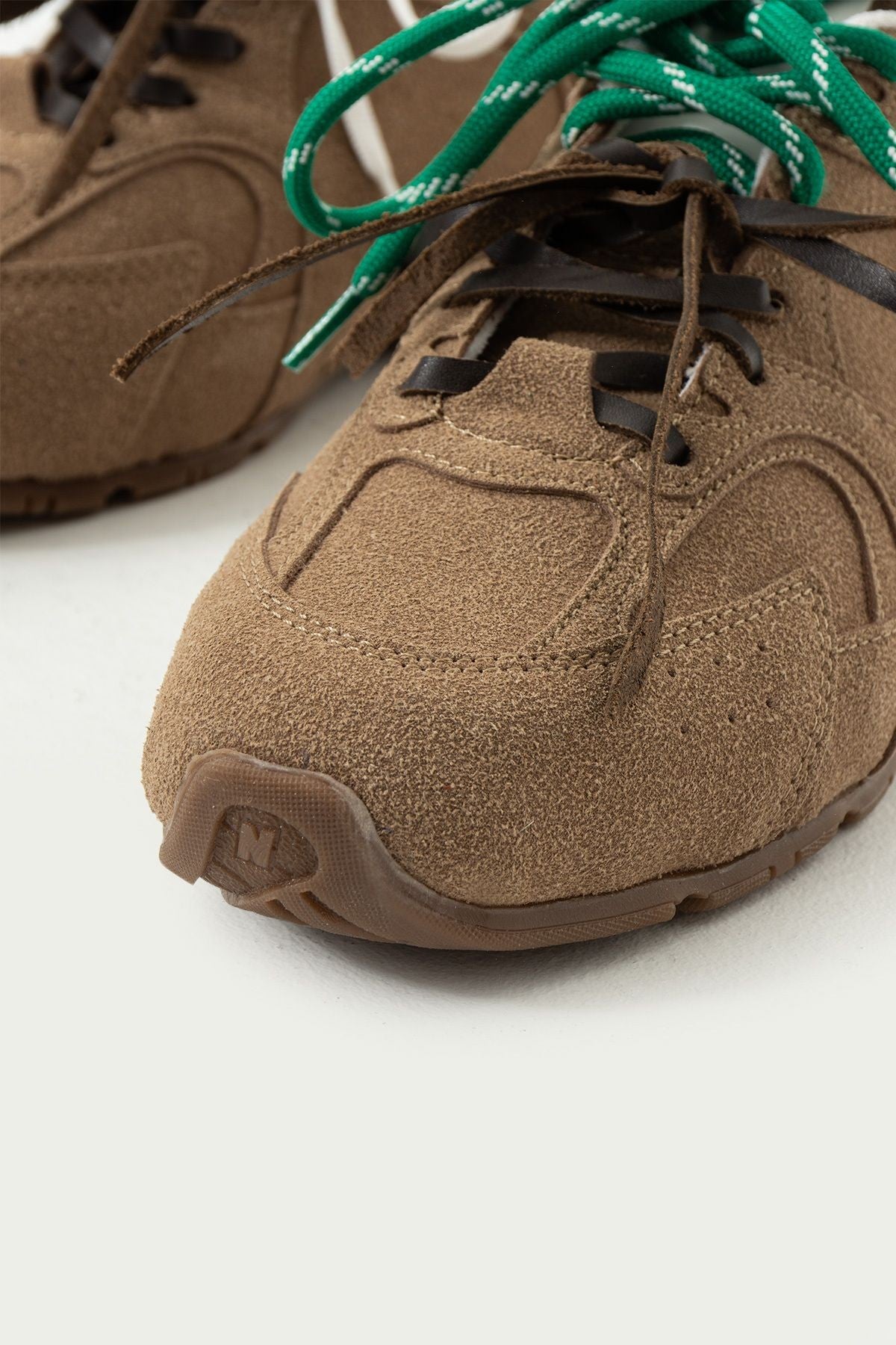 Brunella Süet Çift Renkli Bağcık Detaylı Düz Taban Kadın Spor Ayakkabı Sneaker