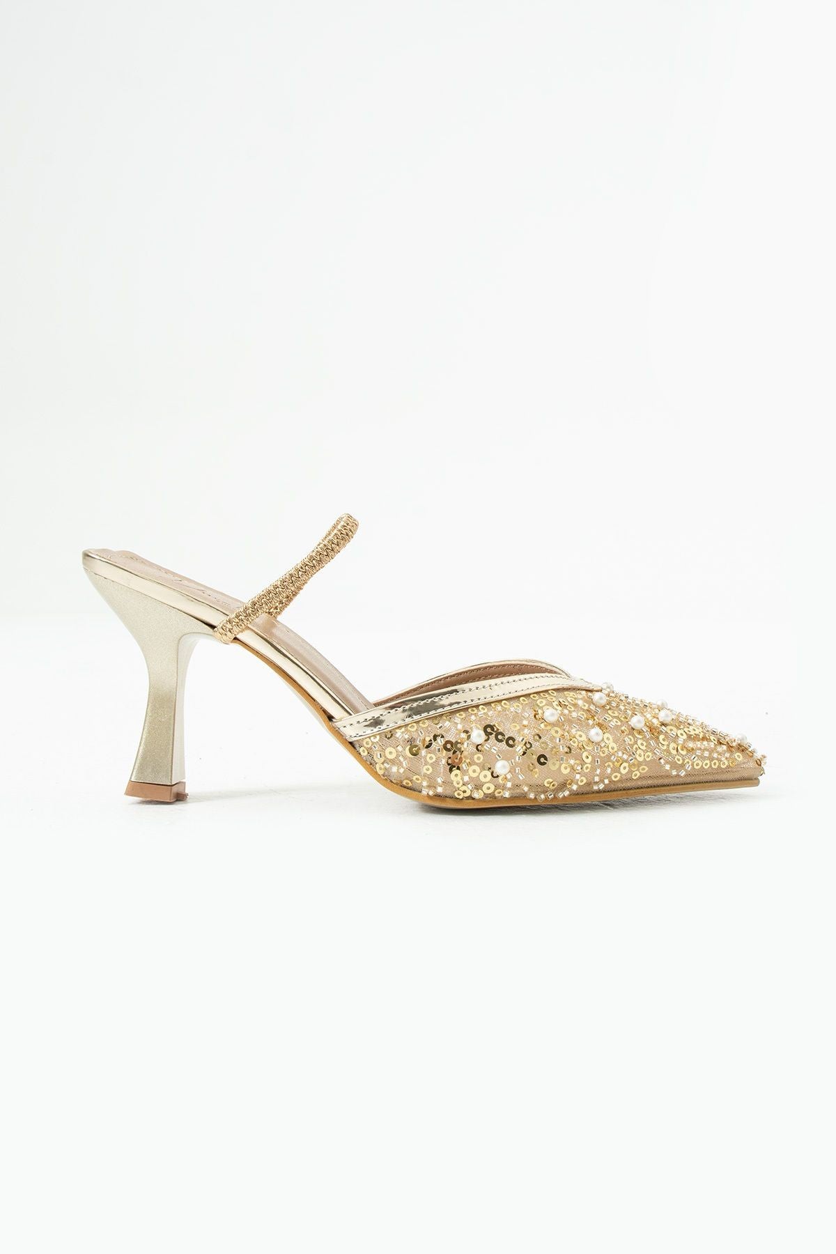 Alberta Tüylü Boncuklu Detaylı Arkası Açık Topuklu Ayakkabı