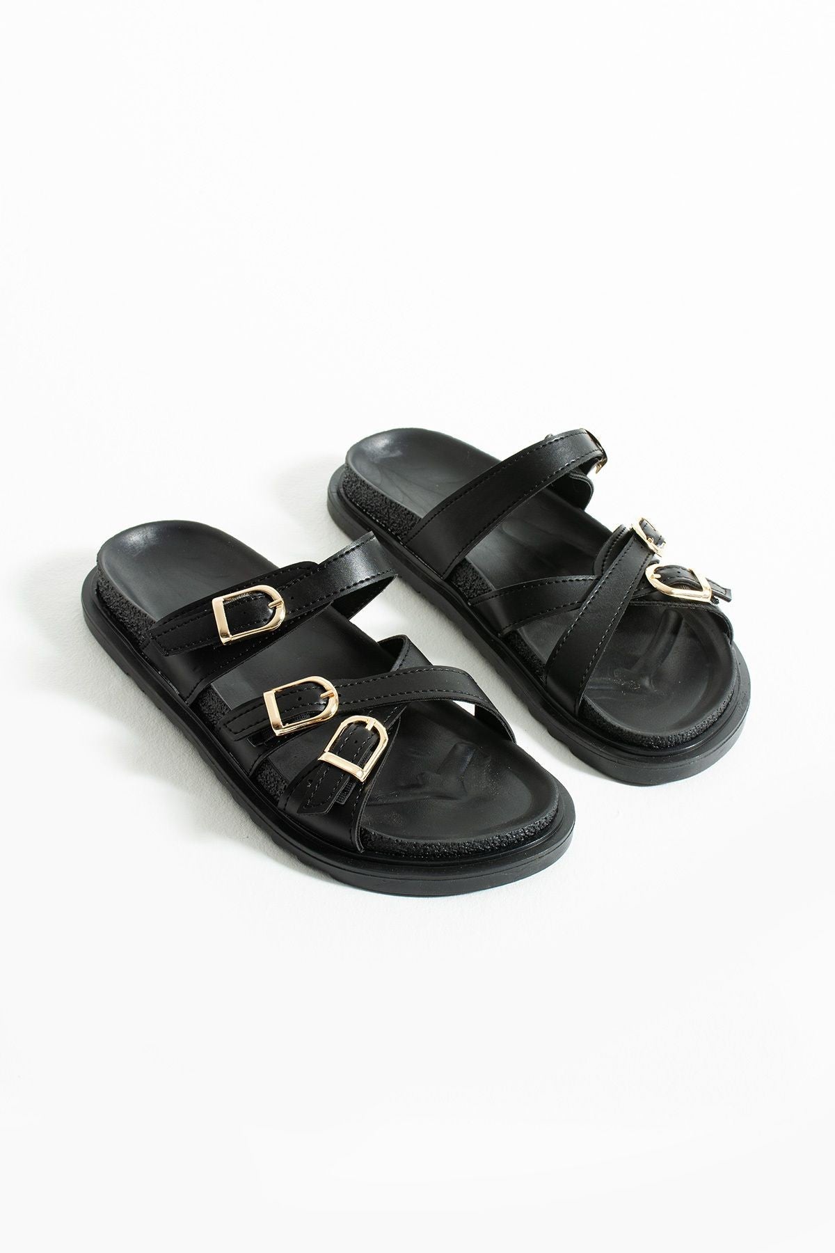 Fiona Kadın Düz Taban Toka Detaylı Konforlu Şık Tasarım Terlik - Sandalet