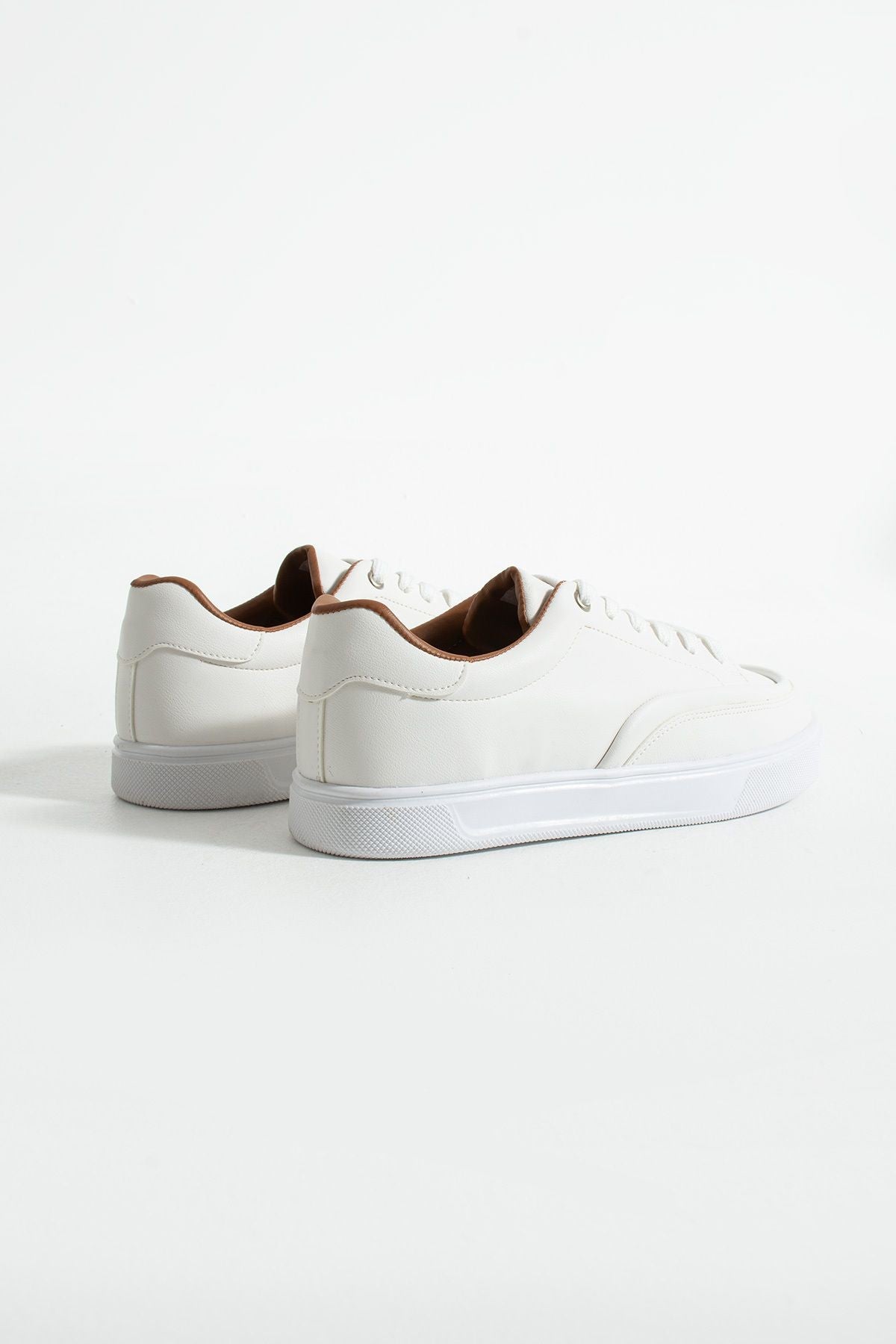 Grant Erkek Beyaz Kalın Taban Sneaker – Günlük ve Şık