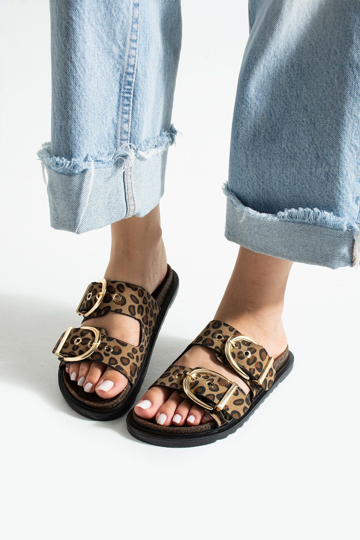 Lori Kadın Leopar Desenli Çift Tokalı Terlik