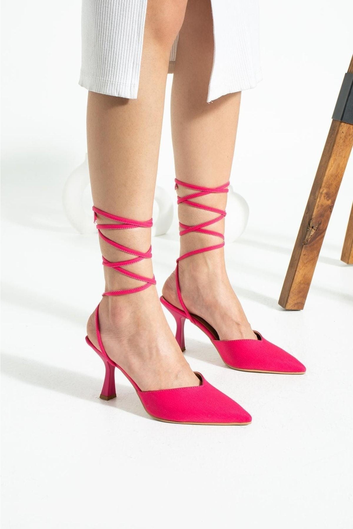 Fuşya Ipli Bilekten Bağlamalı Saten Kadın Topuklu Ayakkabı