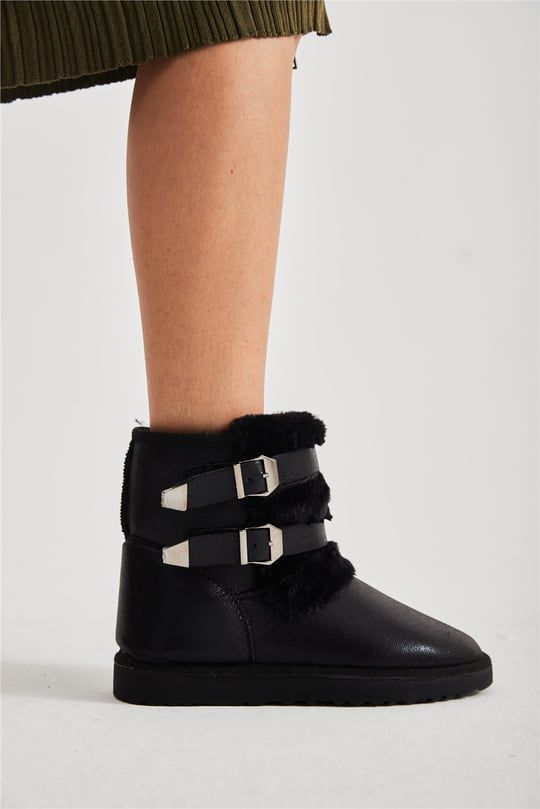 Kadın Çift Tokalı Kürklü Kısa Bot